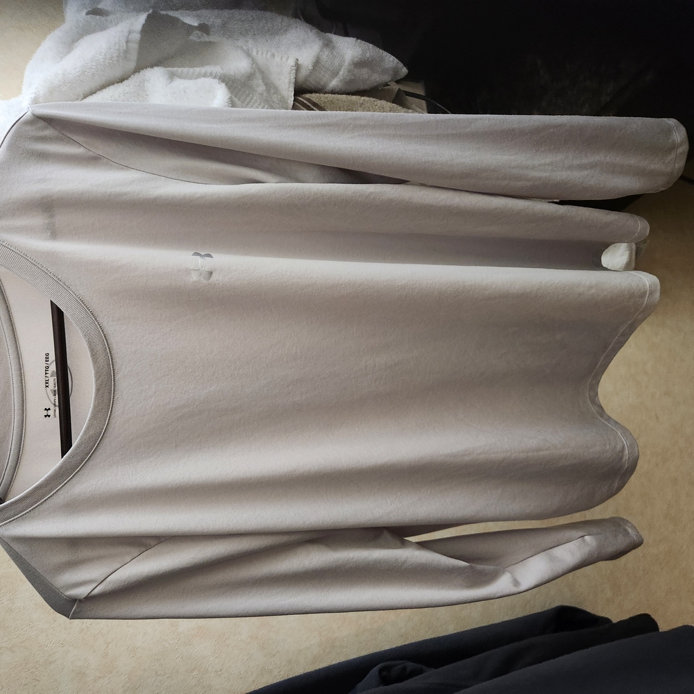 Under Armour Gray Long Sleeve Shirt